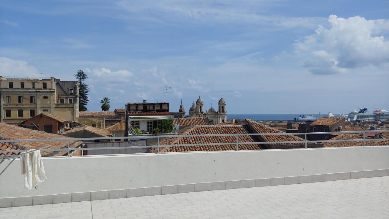 La Terrazza Di Rosy Appartement Catánia Buitenkant foto